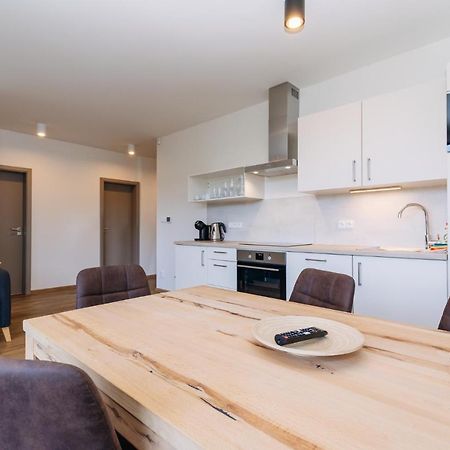 Apartment Enzian Loučná pod Klínovcem Eksteriør bilde