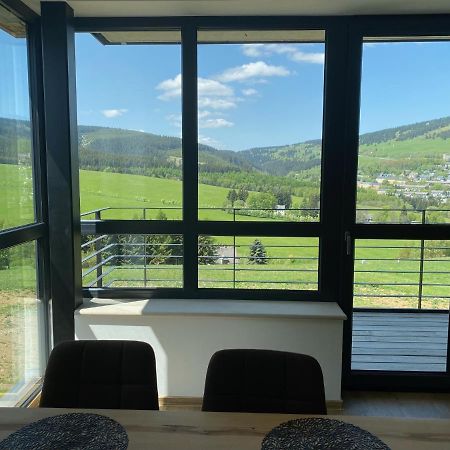 Apartment Enzian Loučná pod Klínovcem Eksteriør bilde