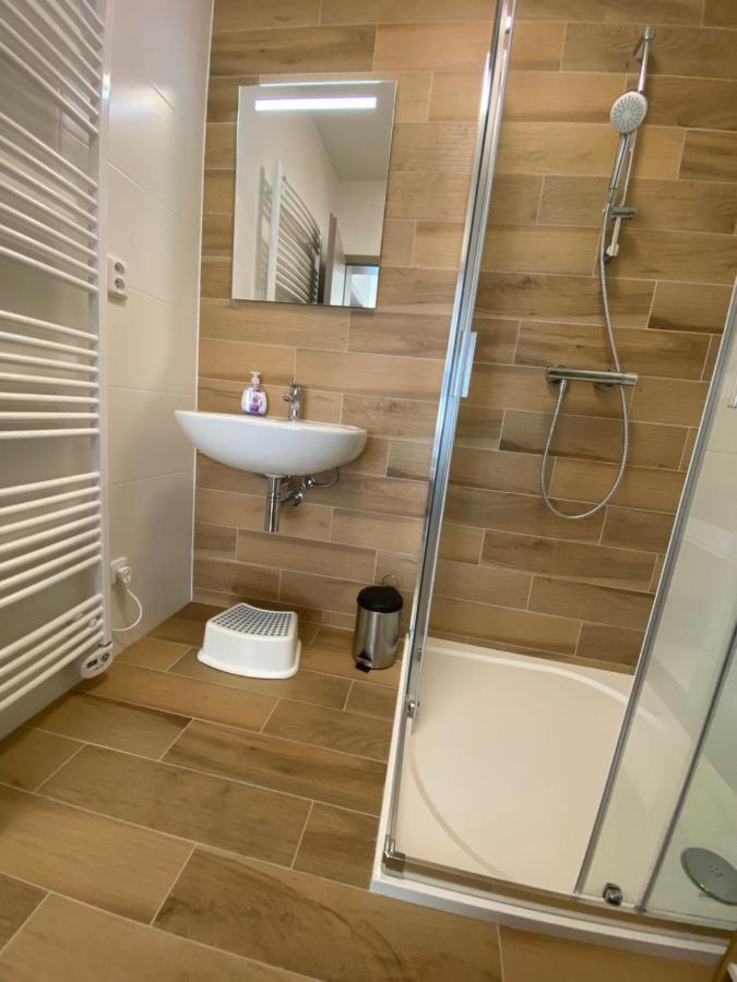 Apartment Enzian Loučná pod Klínovcem Eksteriør bilde